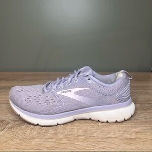 Women’s Brooks Transmit 3 Running Shoes Iris / Lavender Aura Size 8.5